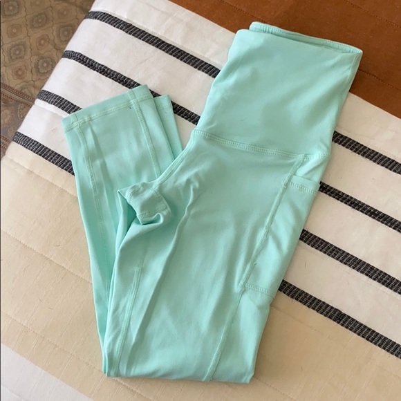 Aribella Active Leggings - Picture 2 of 3